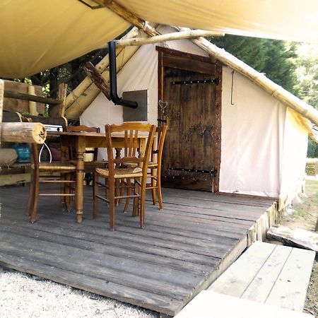 Tente Trappeur Ada, Au Jardin De La Vouivre Saint-Vincent-en-Bresse Zewnętrze zdjęcie